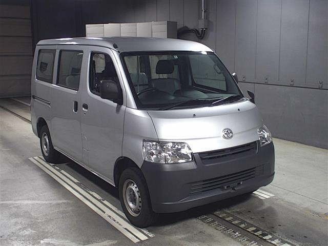 2113 Toyota Lite ace van S402M 2019 г. (JU Gifu)